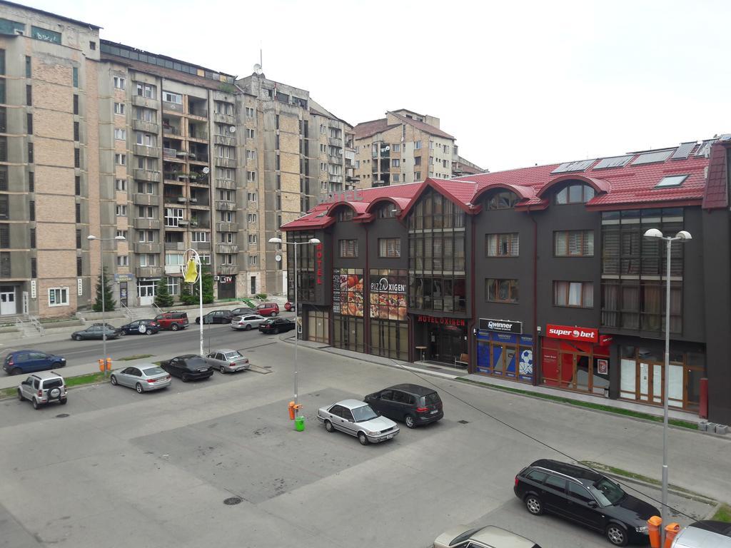 Hotel Oxigen Petrosani Exterior photo