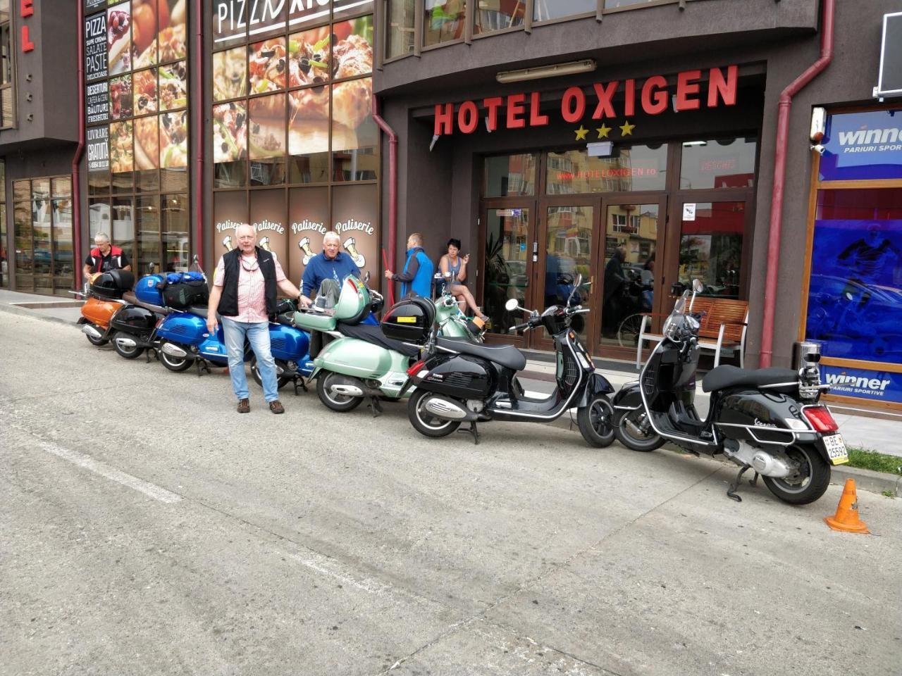 Hotel Oxigen Petrosani Exterior photo